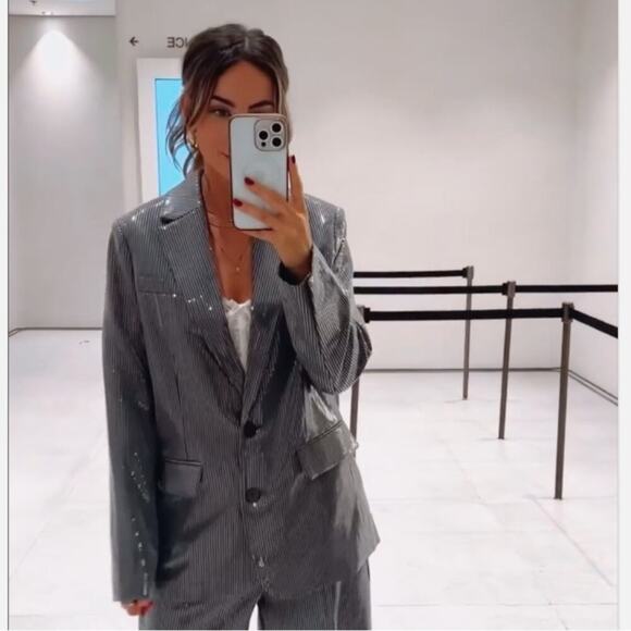 ZARA OVERSIZED SEQUIN BLAZER - Picture 8 of 16